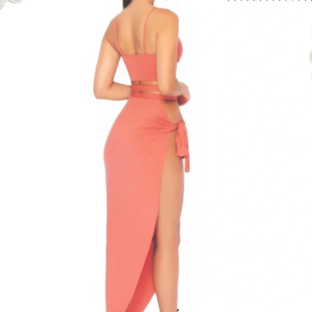 Revolve Two Piece Top and Skirt Small - Picture 5 of 15